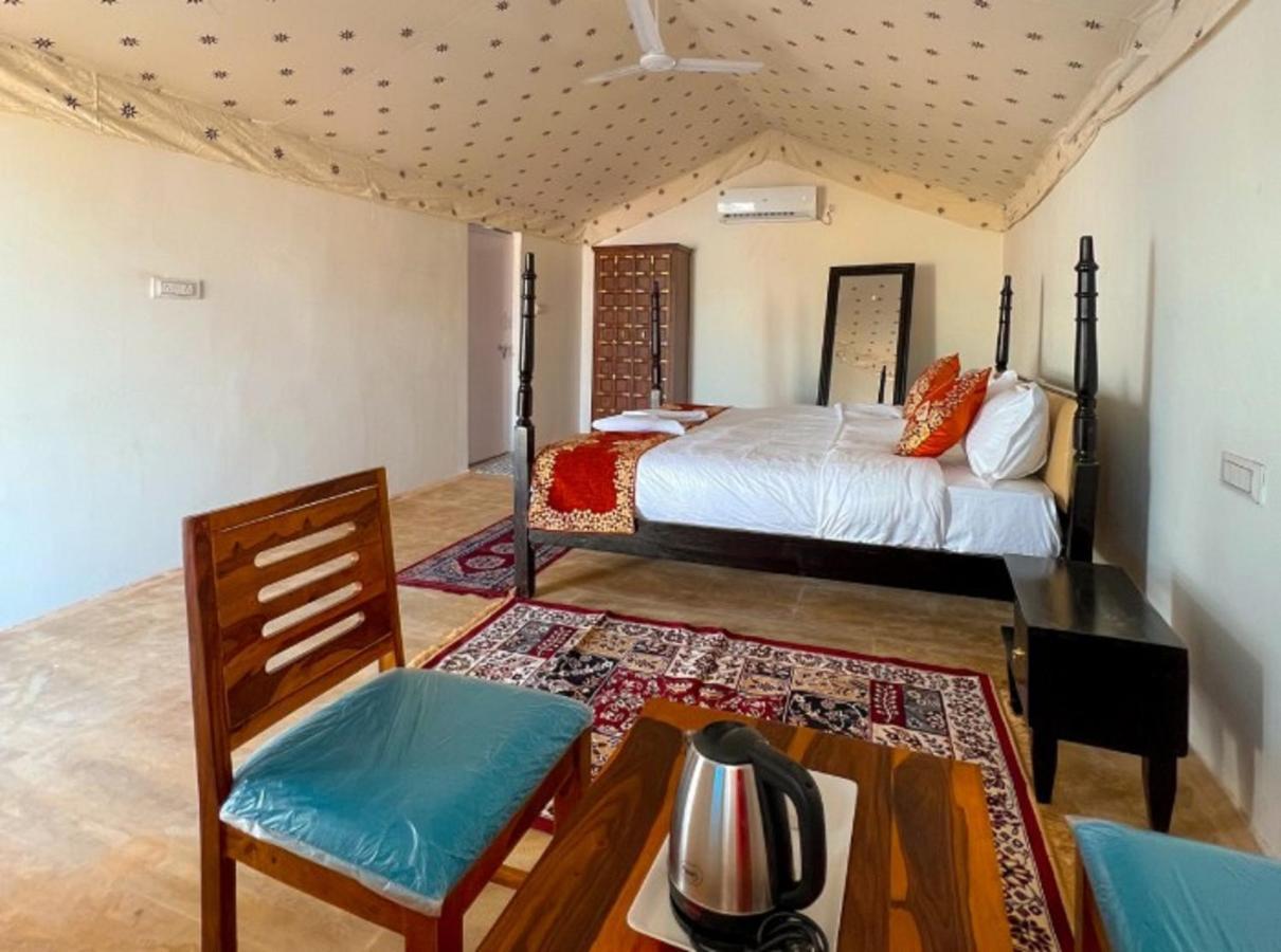 Ozaki Desert Camp & Resort Джайсалмер Экстерьер фото